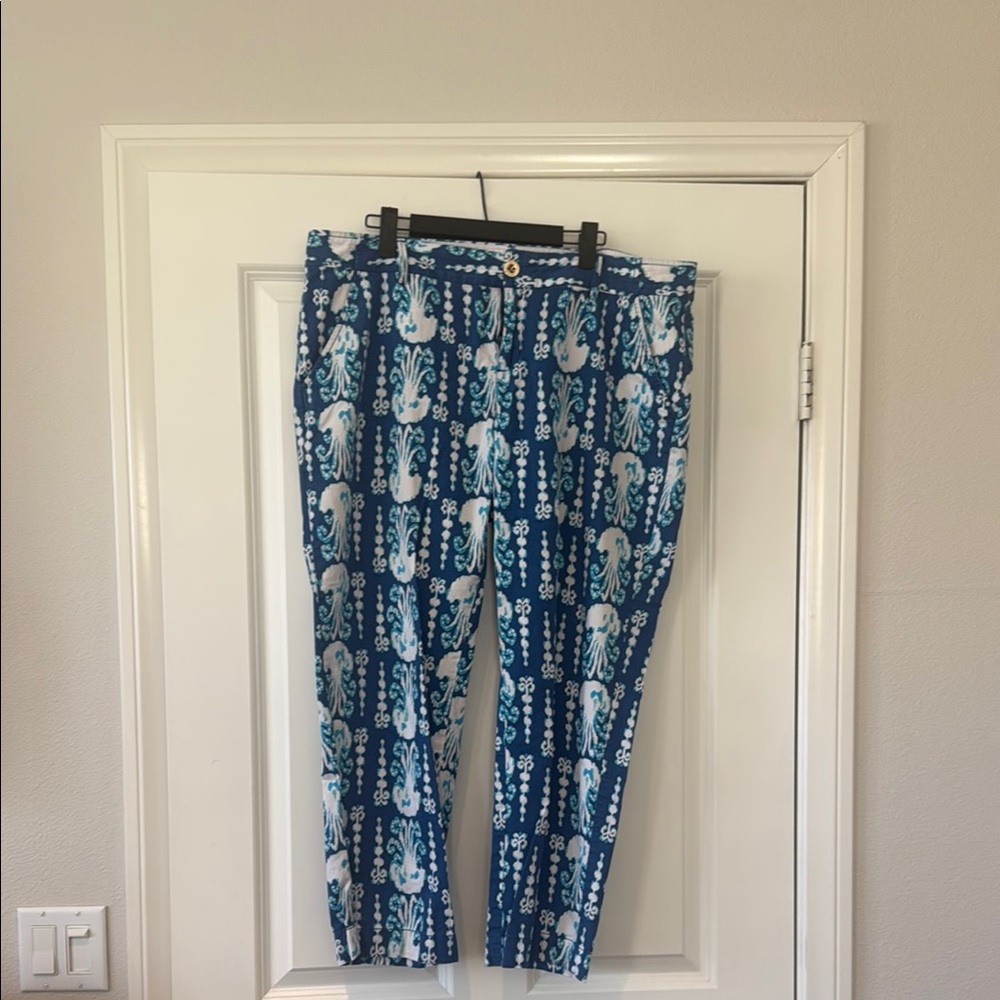 Lilly Pulitzer Blue Coconut Walk Crop Jelly Fish Print SZ 14